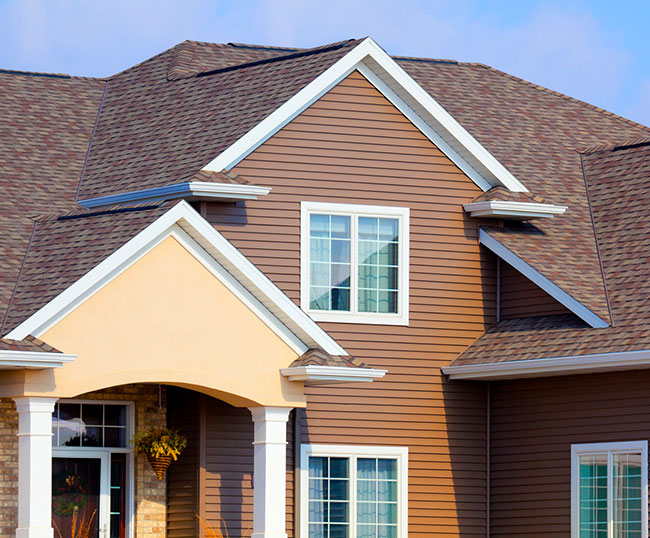 Improve Your Curb Appeal With Vinyl Siding Hammer Time Roofing
